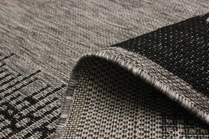 Edge Grey Area Rug - 5'0 x 8'0|Tapis de zone gris Edge - 5 pi 0 po x 8 pi 0 po