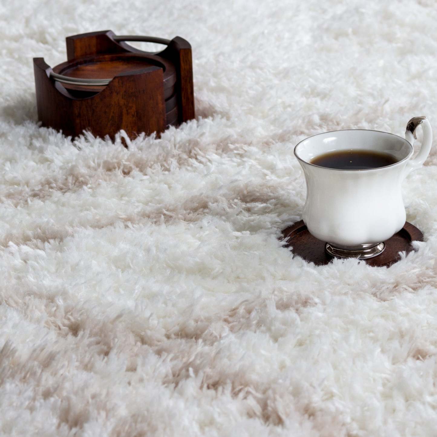 Ker Cream Lines 4x6 Area Rug|Carpette Ker crème à rayures 4 x 6|D80GY250