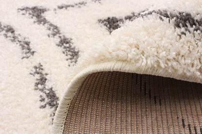 Gael Ivory Shag 3'11 x 6'0 Area Rug|Tapis à poil long Gael ivoire 3 pi 11 po x 6 pi 0 po|D86FDLRU