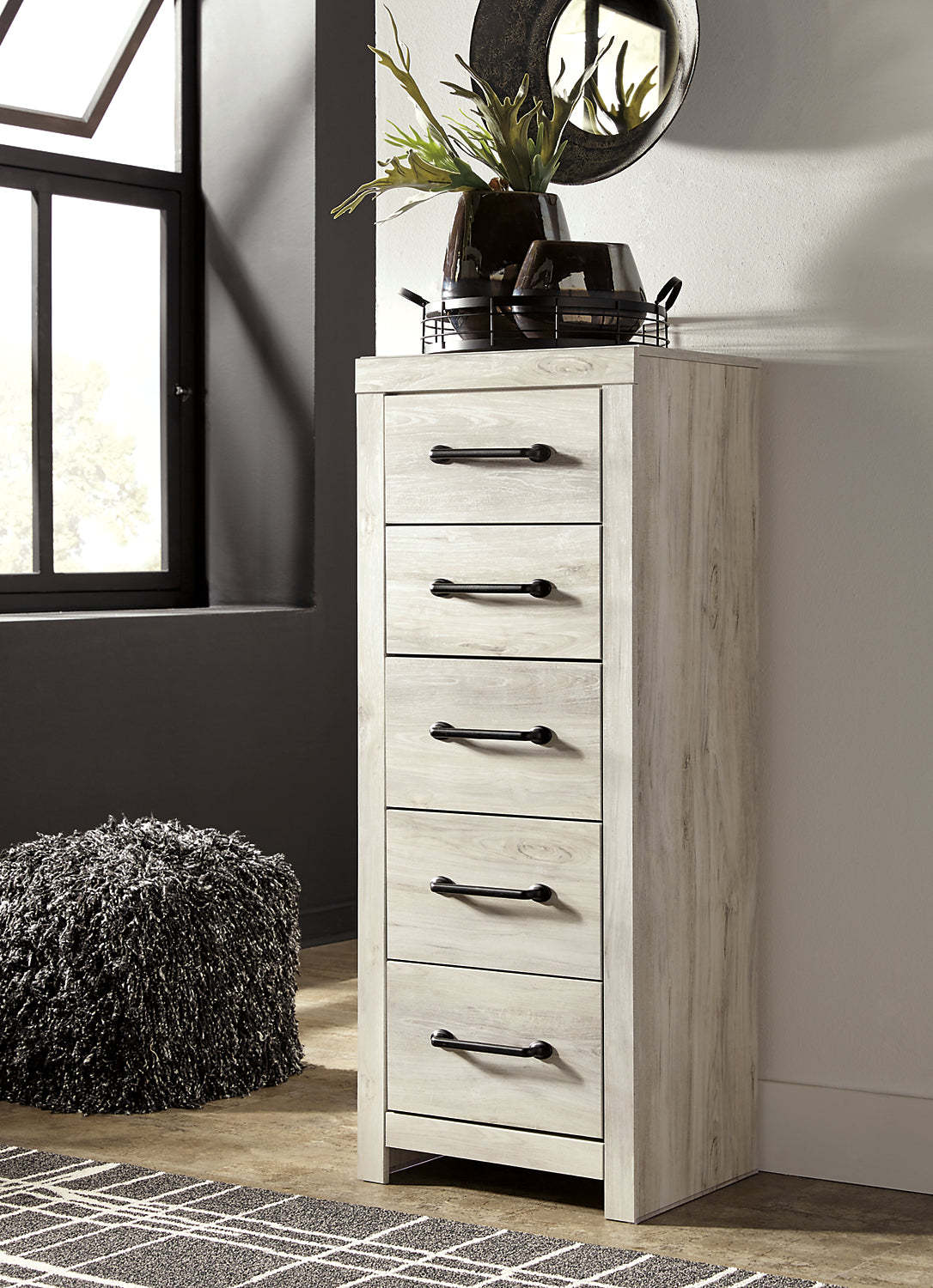 Commode étroite Abby pour chambre à coucher, 5 tiroirs, 21,7 L x 53,9 H - Blanc | Commode verticale étroite Abby de 21,7 po (L) x 53,9 po (H) à 5 tiroirs pour la chambre à coucher - blanche