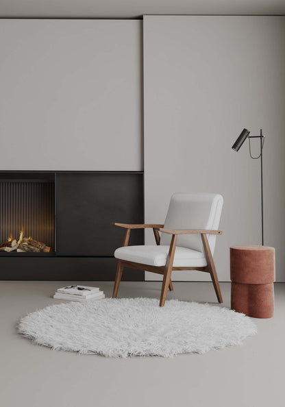 Manhattan Comfort Archiduke Faux Leather Accent Chair - White &amp; Amber|Chaise d'appoint Archiduke de Manhattan Comfort en similicuir - blanche et ambre