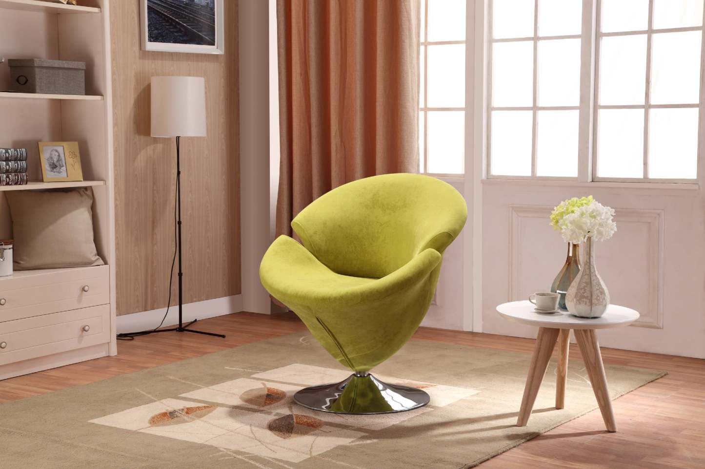 Manhattan Comfort Tulip Polished Chrome Velvet Rotating Accent Chair - Green|Fauteuil d'appoint pivotant Tulip de Manhattan Comfort en chrome poli et en velours - vert