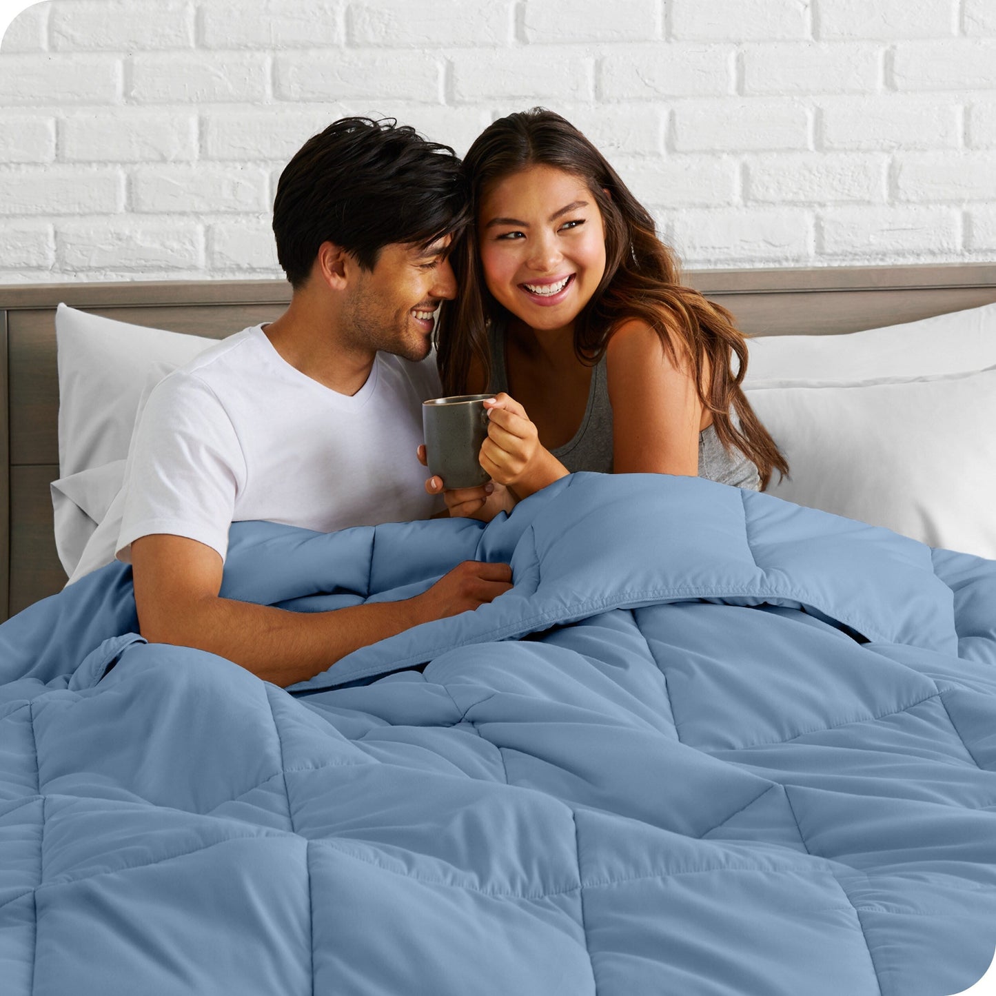Ensemble de couette hypoallergénique Bare Home en duvet synthétique
