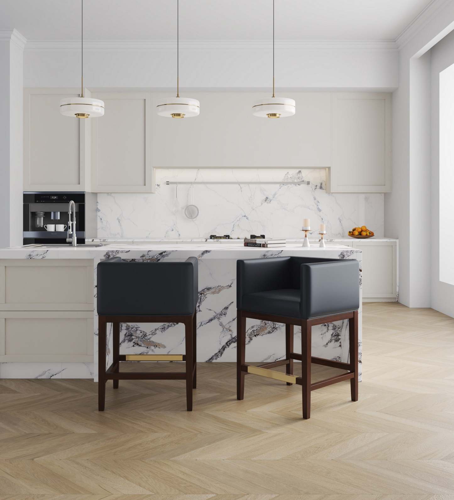 Manhattan Comfort Kingsley 34 Beech Wood Counter Height Barstool - Black &amp; Dark Walnut|Tabouret bar Kingsley de Manhattan Comfort de hauteur comptoir de 34 po en hêtre - noir et noyer foncé