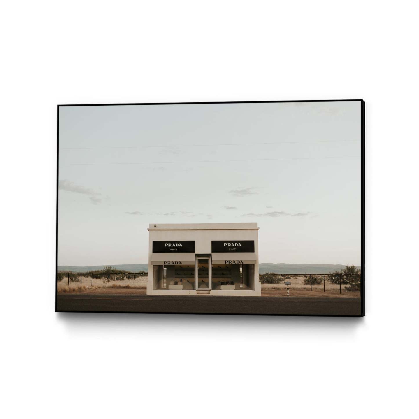Marfa Canvas Framed Black 36x24 Wall Art|Œuvre d'art murale sur toile encadrée noire « Marfa » 36 x 24