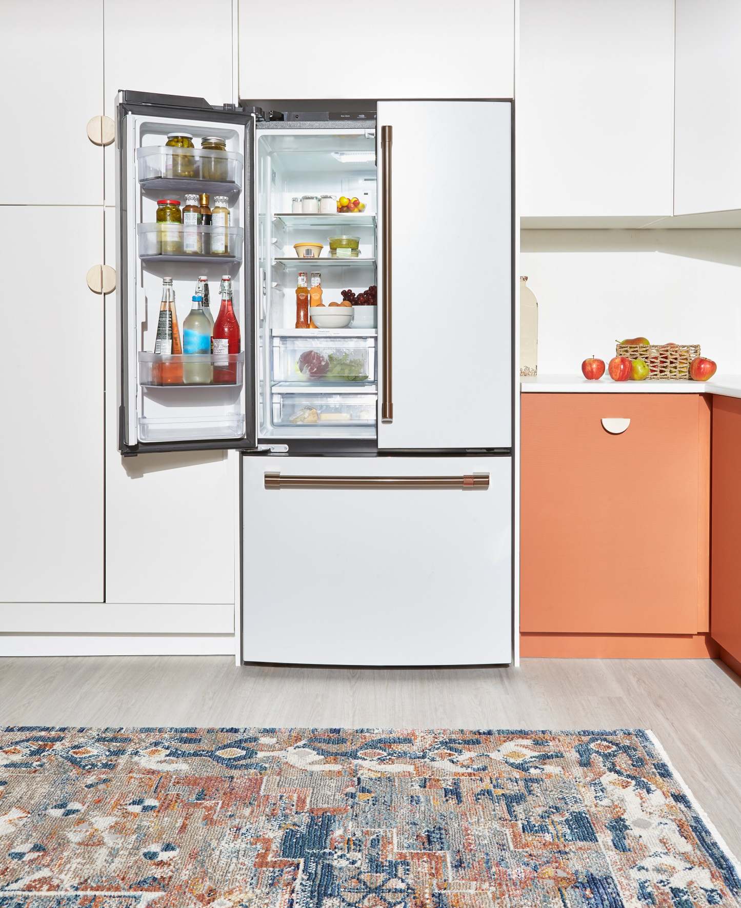 Réfrigérateur Café de 36 27,8 pi³ à portes françaises - blanc mat - CVE28DP4NW2 | Café 36 27,8 Cu. Fort. Réfrigérateur à portes françaises - Blanc mat - CVE28DP4NW2