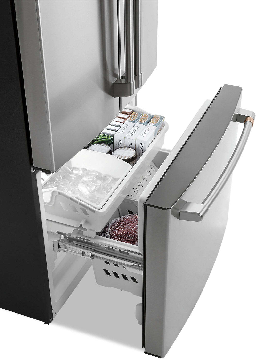 Café 33 Réfrigérateur à portes françaises de 18,6 pi³ - acier inoxydable - CWE19SP2NS1 | Réfrigérateur Café de 18,6 pi³ et de 33 po à portes françaises - acier inoxydable - CWE19SP2NS1