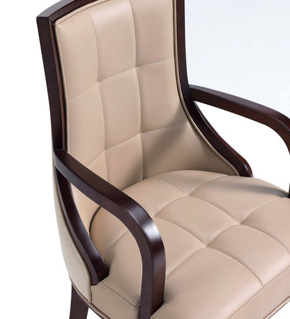 Manhattan Comfort Fifth Avenue Faux Leather Dining Chair - Tan &amp; Walnut|Chaise de salle à manger Fifth Avenue de Manhattan Comfort en similicuir - tan et noyer