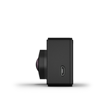 Garmin Dash Cam™ 67w - Vision à distance avec un champ de vision de 140 degrés, contrôlé par la voix, design compact