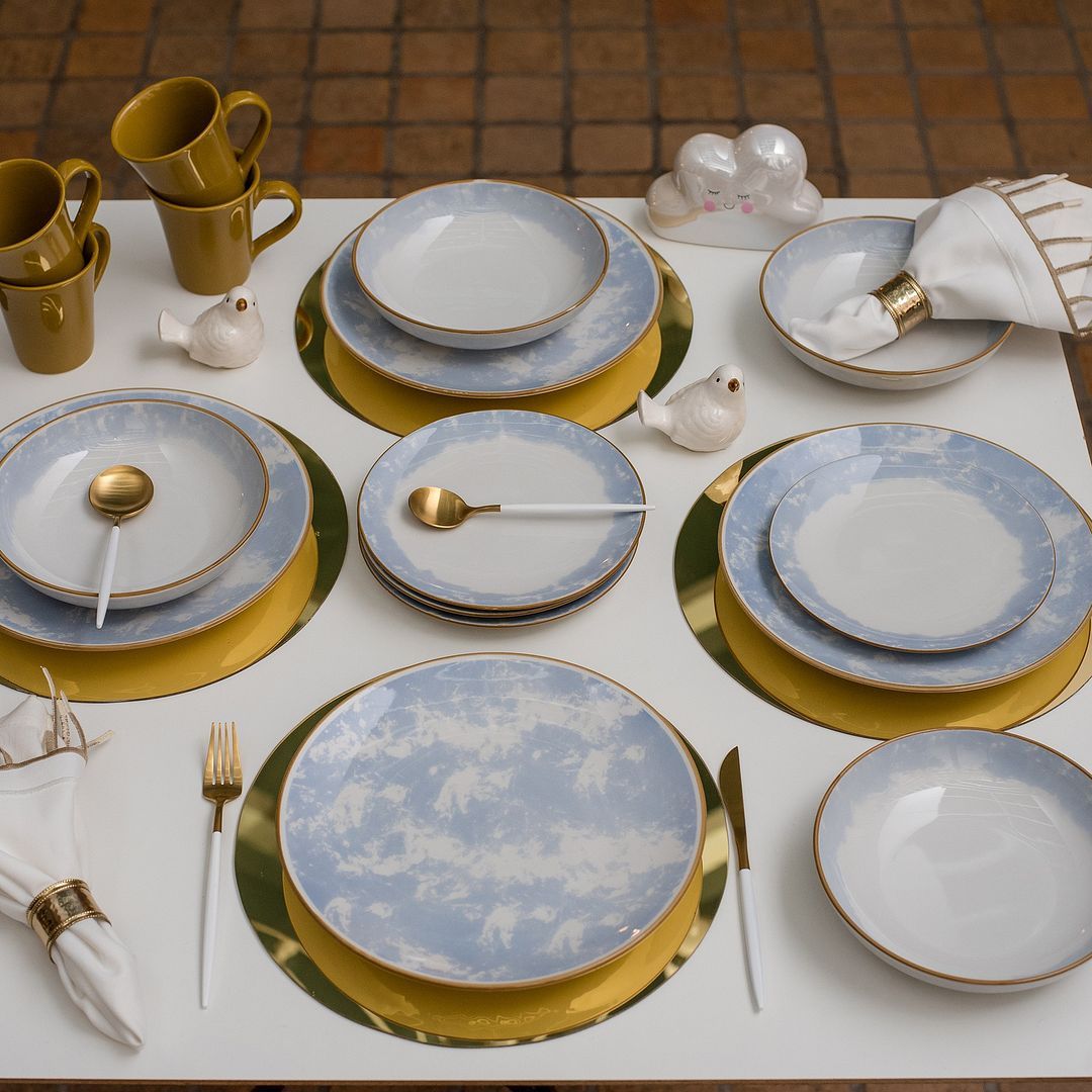 Coup 16-Piece Dinnerware Set - Blue Yellow | Service de vaisselle Coup 16 pièces - bleu et jaune | D87E7ZB2