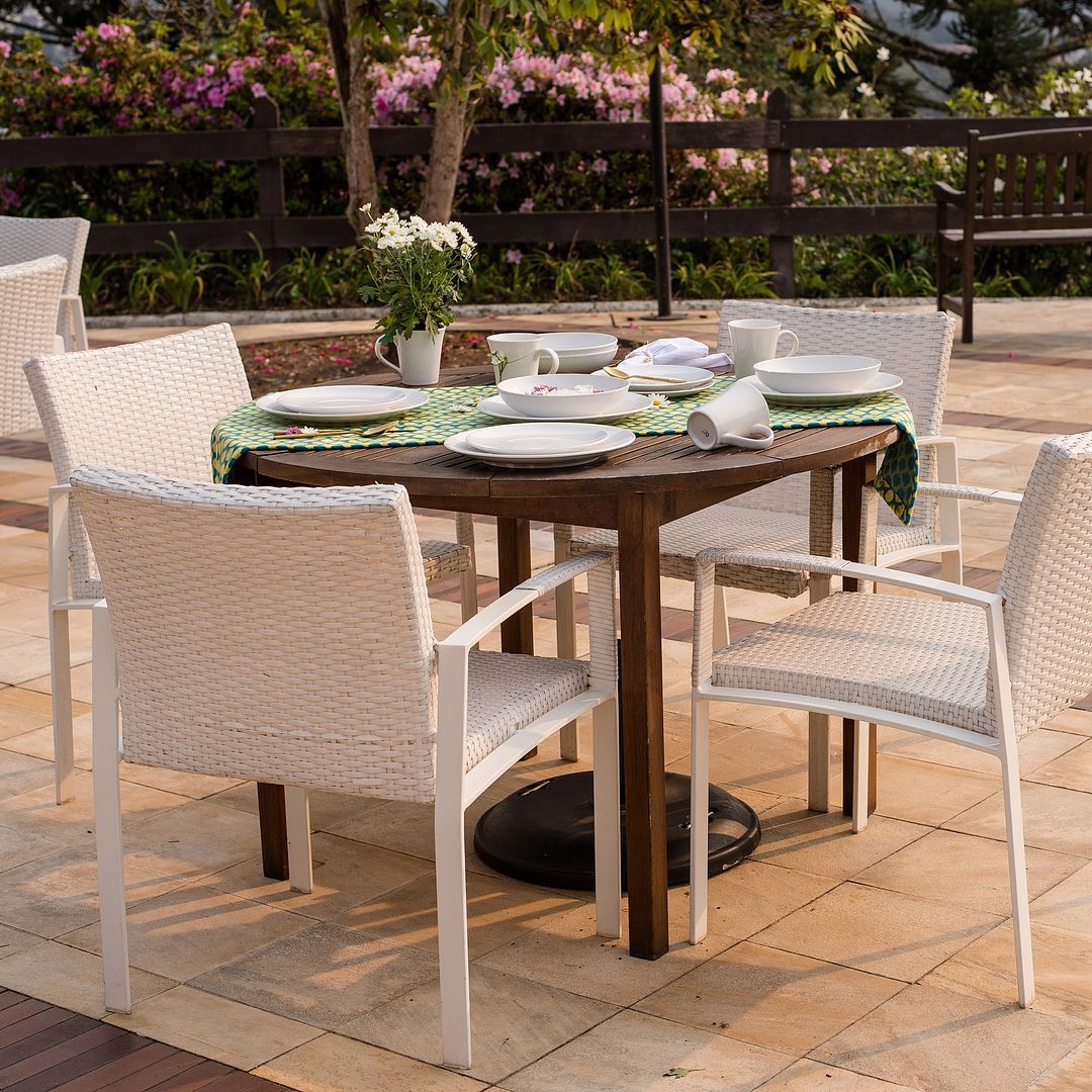 Coup 16-Piece Dinnerware Set - White | Service de vaisselle Coup 16 pièces - blanc | D87E5V9Z