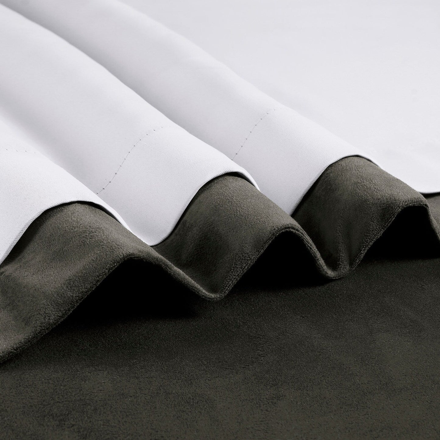 Rideaux occultants extra larges en velours Signature Exclusive Fabrics (1 panneau) - Luxueux rideaux occultants