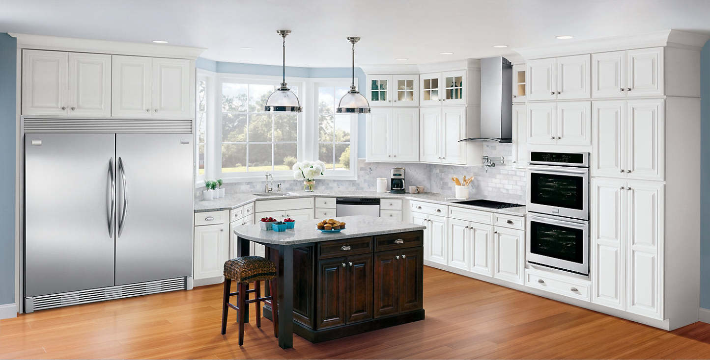 Hotte murale Frigidaire 30'' avec auvent en verre - FHWC3060LS|Hotte de cuisinière murale Frigidaire de 30 po de style auvent en verre - FHWC3060LS|FHWC3060S