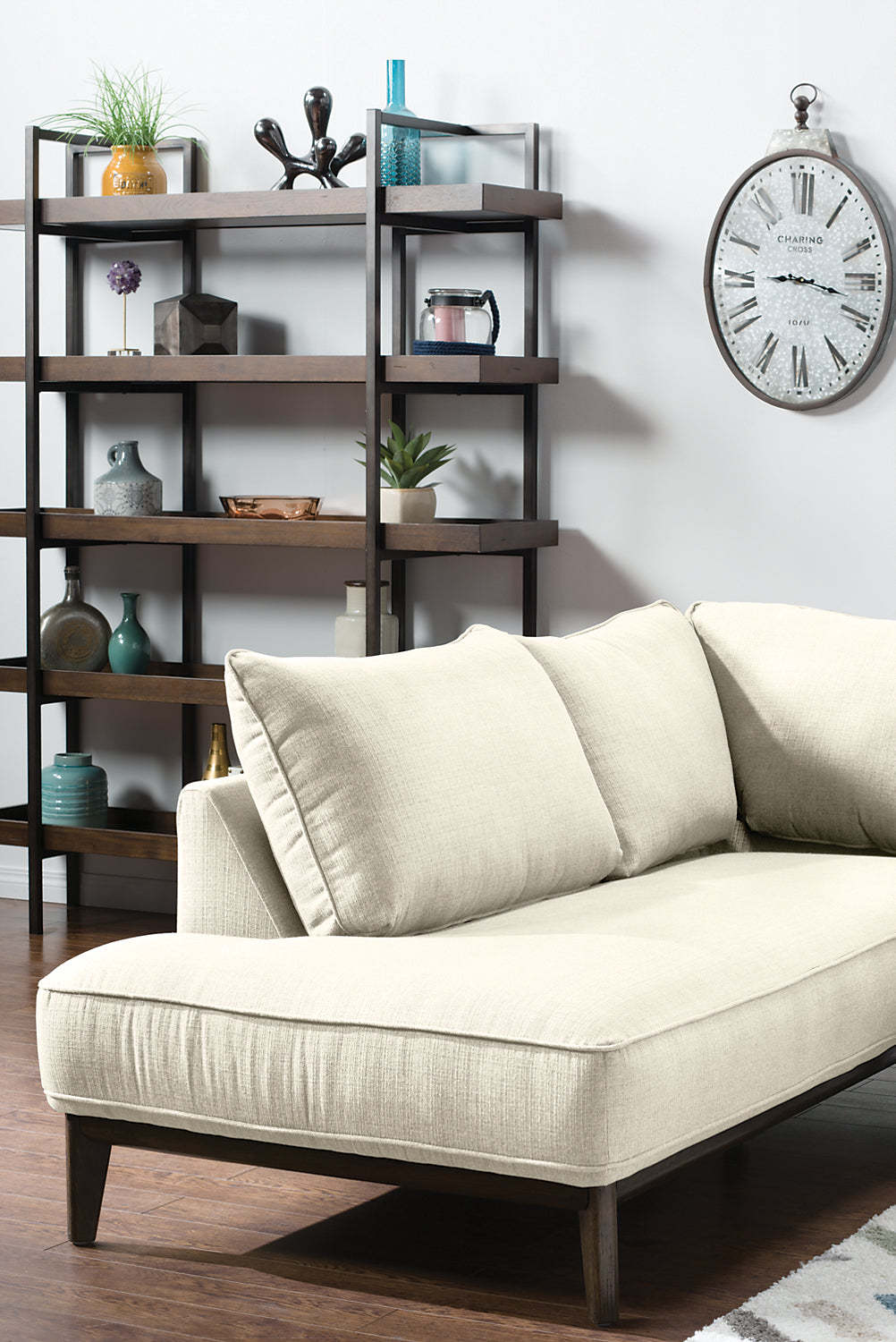 Cindy Crawford Home Gena 2-Piece Left-Facing Linen-Look Fabric Sectional with Wood Legs - Cotton White | Canapé sectionnel gauche Gena de Cindy Crawford Home 2 pièces en tissu d’apparence lin avec pieds en bois - blanc coton