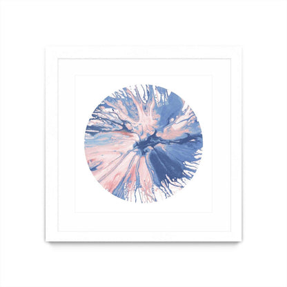 Spin Art 21 Matted and Framed White 36x36 Wall Art|Œuvre d'art murale imprimée blanche et mate « Spin Art 21 » 36 x 36