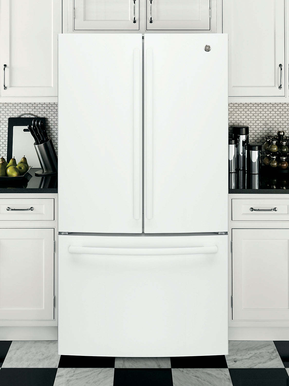 Réfrigérateur GE de 36 po et de 27 pi³ à portes françaises - blanc - GNE27JGMWW | GE 36 27 Cu. Ft. French-Door Refrigerator - White - GNE27JGMWW