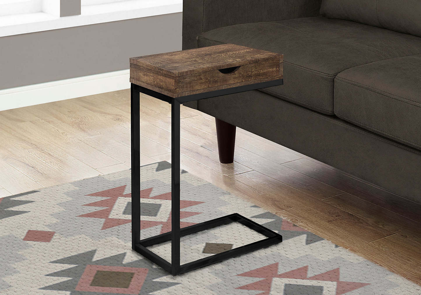 Harper 15.75 Modern Chairside Table with Storage - Brown with Black Metal Legs|Table de fauteuil moderne Harper de 15,75 po avec rangement - brune avec pattes en métal noir