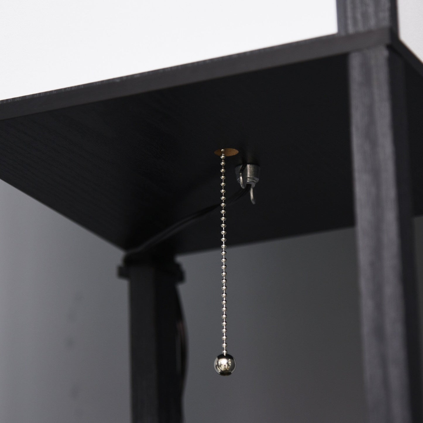 Lampadaire HOMCOM avec étagères, double éclairage, lampadaire moderne sur pied, avec abat-jour en tissu (ampoule non incluse)