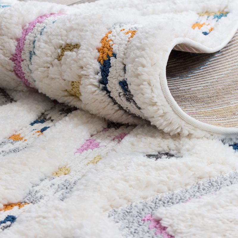 Lola Chevron 3x5 Area Rug|Carpette Lola à motifs de chevrons 3 x 5|D80GSVN5