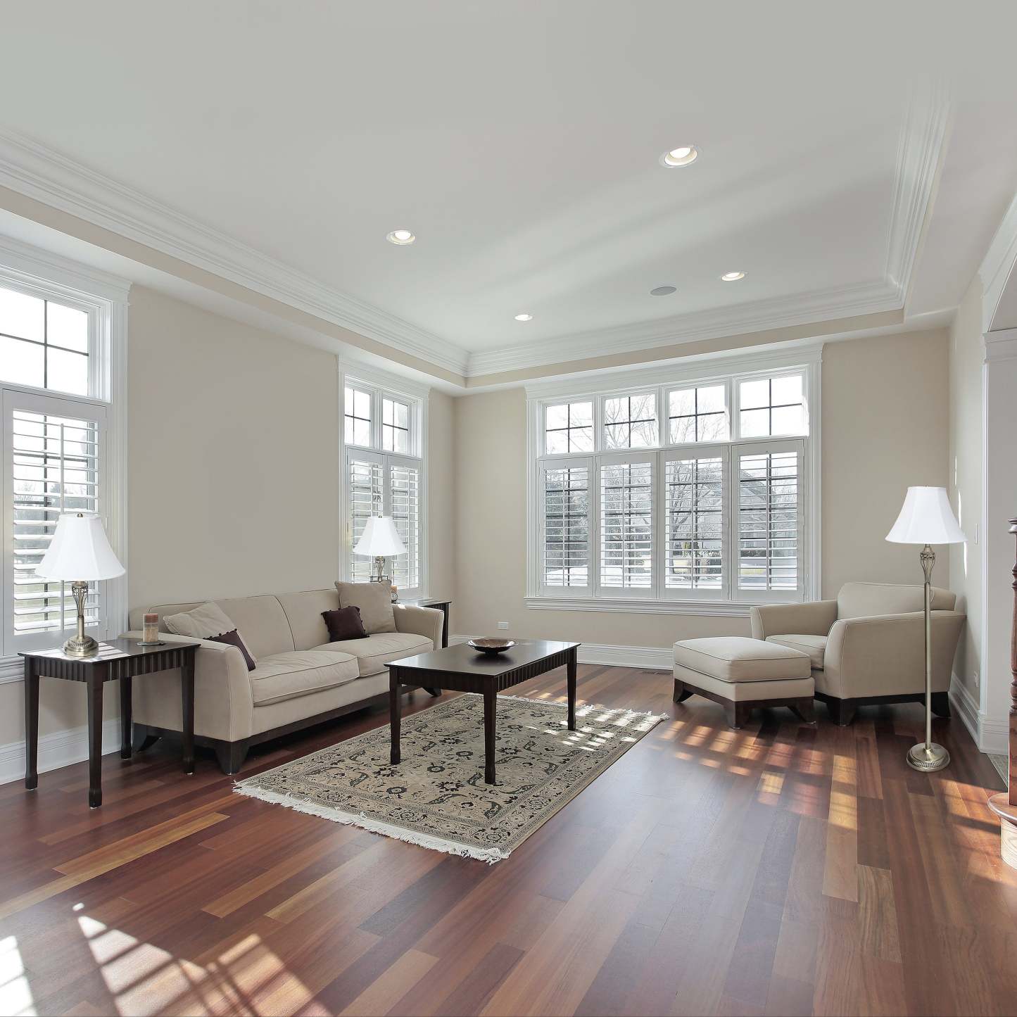 Ensemble 3 pièces Elegant Designs de deux lampes de table et un lampadaire - Laiton antique|Ensemble 3 pièces Elegant Designs de 2 lampes de table et de 1 lampe à pied - laiton antique