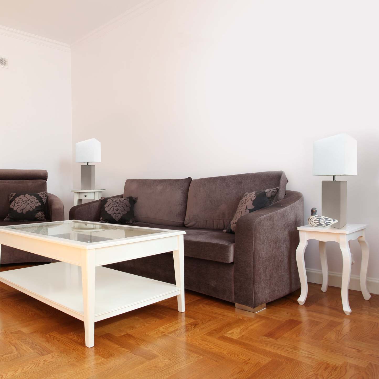 Ensemble 2 lampes de table modernes en cuir Elegant Designs avec abat-jours en tissu blanc, ensemble de lampes grises|D21RH3HW