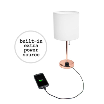 Lampe à bâton Limelights en or rose avec prise de recharge et abat-jour en tissu, ensemble de 2 lampes blanches | Ensemble de 2 lampes Limelights blanches avec pied haché en or rose et prise de recharge | D22XHVE1
