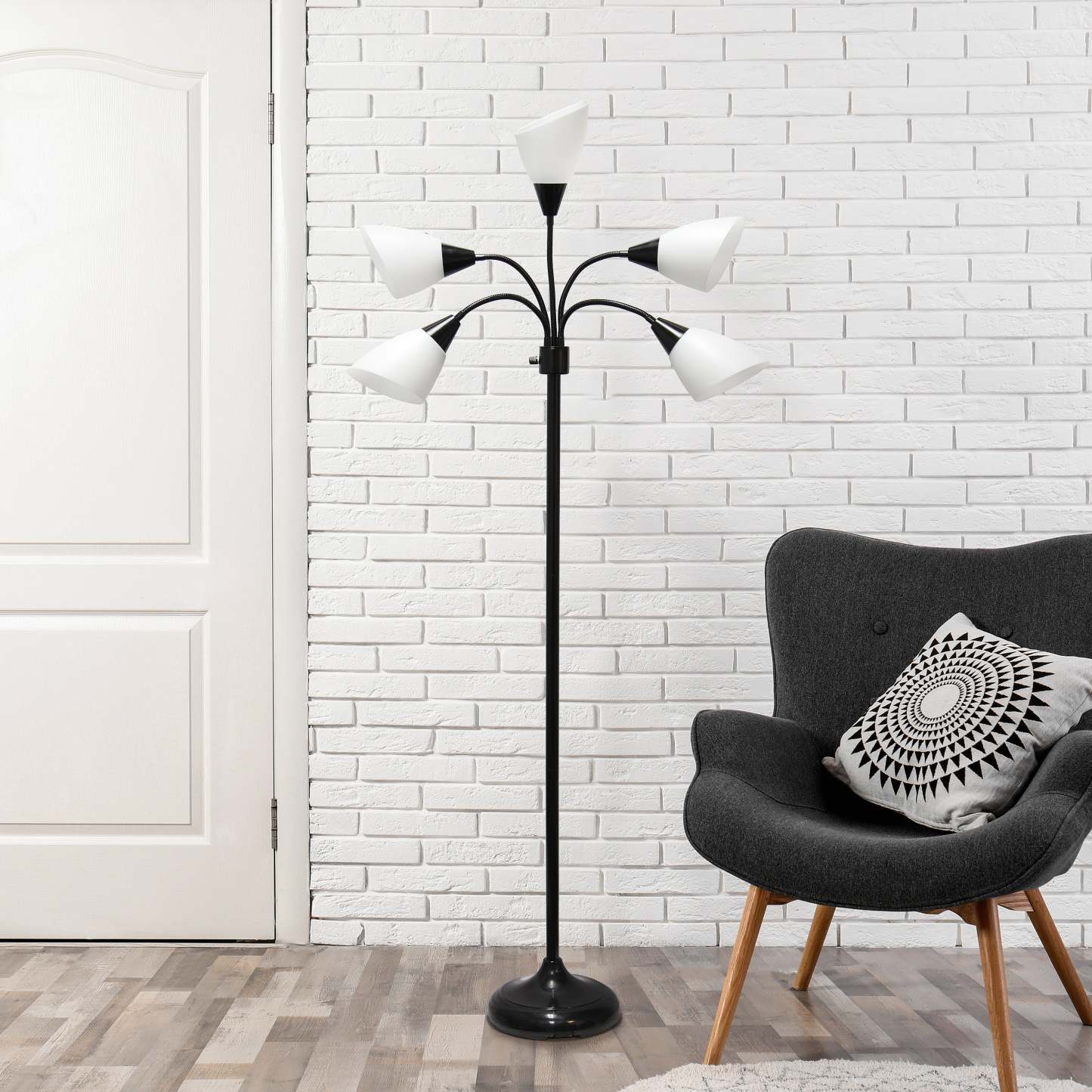 Simple Designs 67 Lampe à pied contemporaine Medusa à plusieurs têtes à 5 ampoules avec col de cygne réglable - noire et blanche