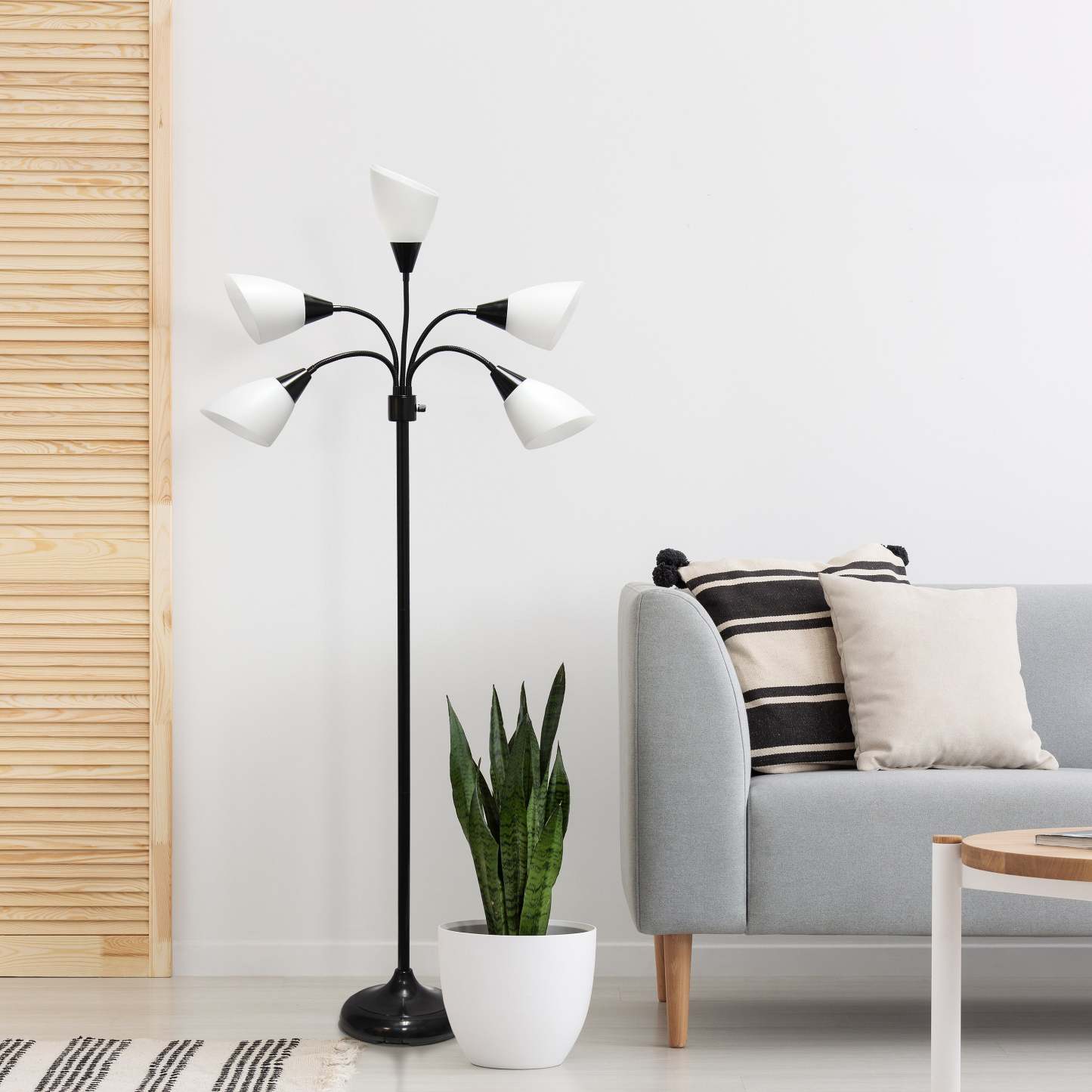 Simple Designs 67 Lampe à pied contemporaine Medusa à plusieurs têtes à 5 ampoules avec col de cygne réglable - noire et blanche