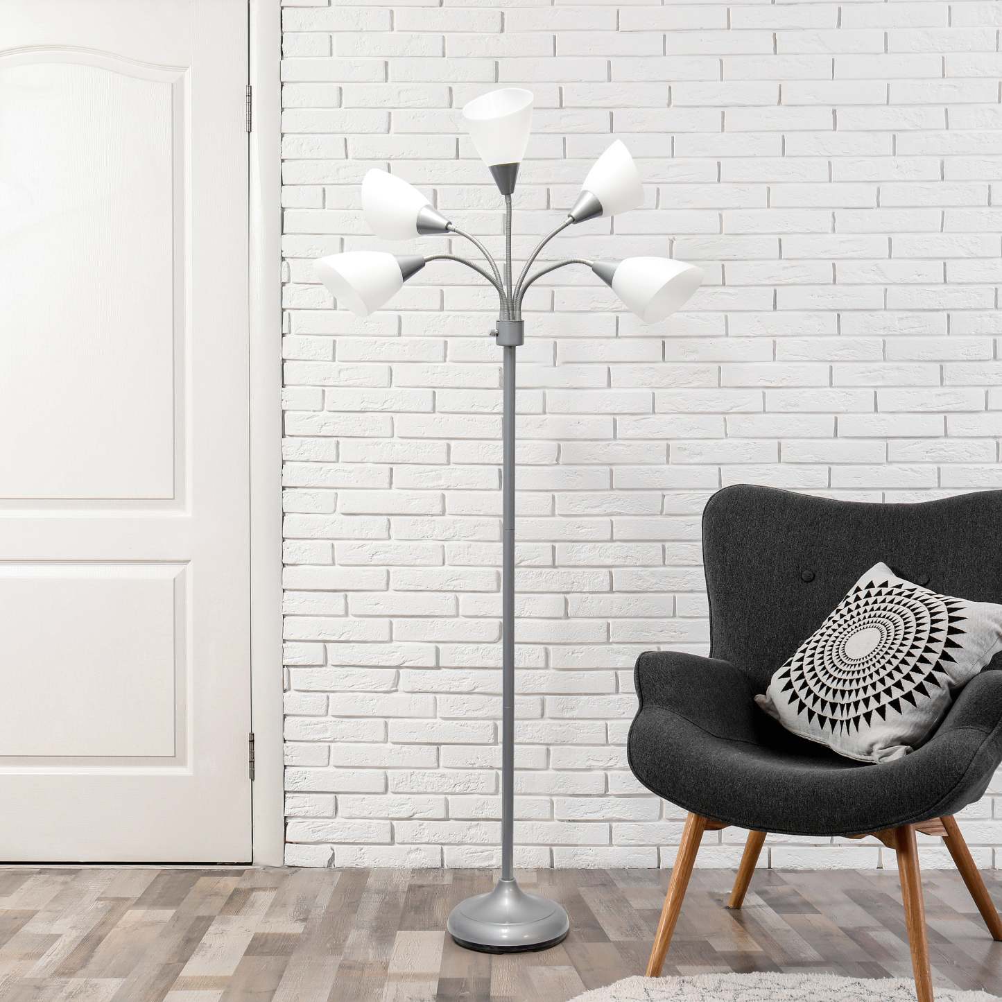 Lampe à pied contemporaine Medusa de Simple Designs de 67 po à plusieurs têtes à 5 ampoules avec col flexible blanc