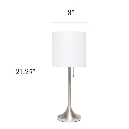 Lampe de table conique Simple Designs avec abat-jour tambour en tissu blanc - Nickel brossé|Lampe de table effilée de Simple Designs avec abat-jour cylindrique en tissu blanc - nickel brossé