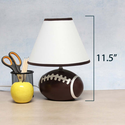 Simple Designs Sportslite 11.5 Athletic Sports Football Base Ceramic Table Lamp with White Empire F|Lampe de table sportive athlétique SportsLite de Simple Designs de 11,5 po en céramique avec base ba