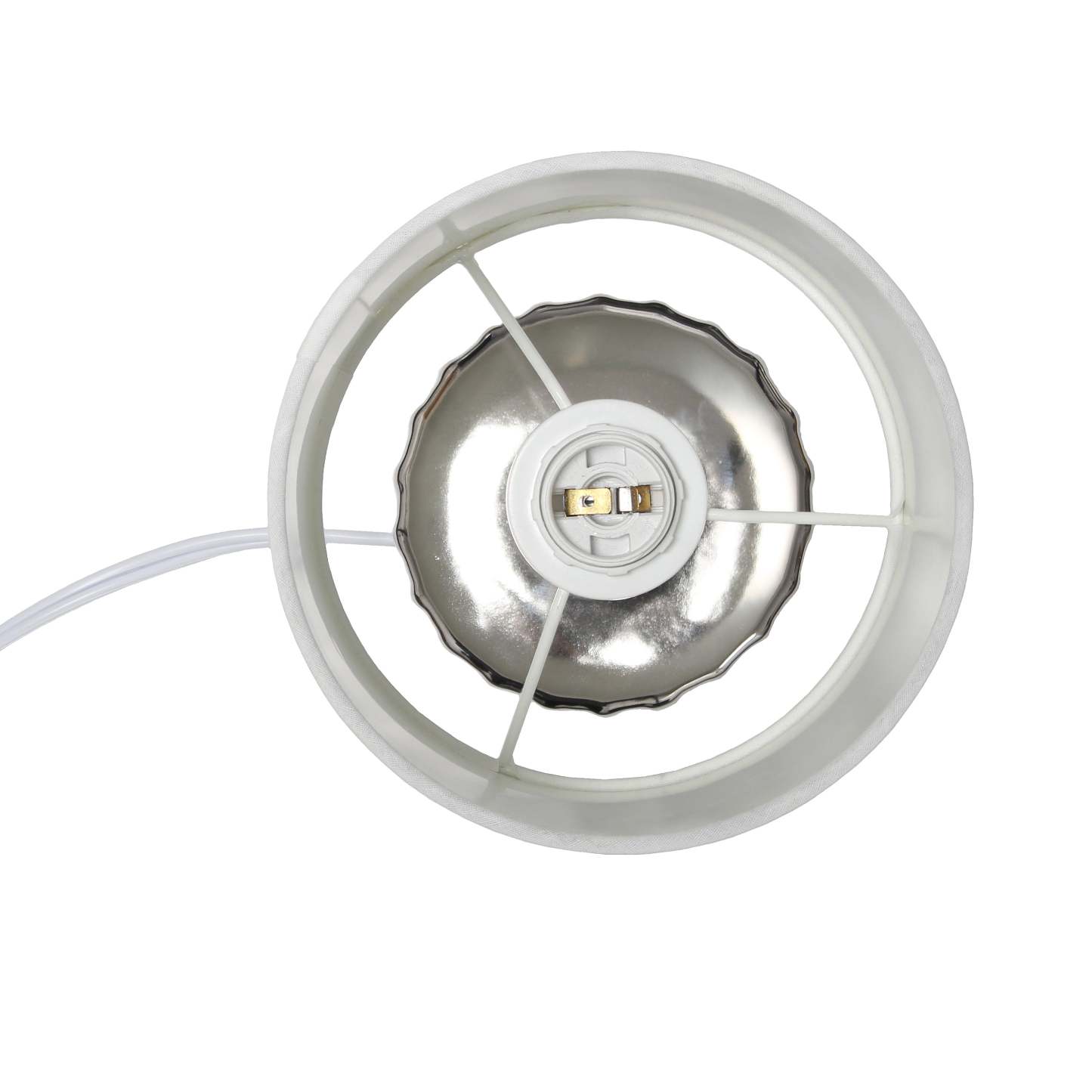 Simple Designs 11.61 Contemporary Ruffled Capsule Table Lamp with White Drum Fabric Shade - Metallic Chrome|Lampe de table contemporaine de Simple Designs de 11,61 po avec base à effet froncé et abat-jour cylindrique en tissu blanc - chrome métallique