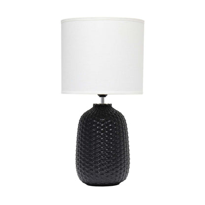 Simple Designs 20.4 Lampe de table traditionnelle à texture purée en céramique avec abat-jour tambour en tissu blanc - Bl|Lampe de table traditionnelle de Simple Designs de 20,4 po en céramique avec texture de mailles reto