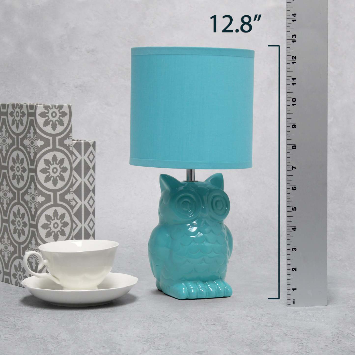 Simple Designs 12.8 Contemporary Ceramic Owl Table Lamp with Matching Fabric Shade - Tiffany Blue|Lampe de table contemporaine en forme de hibou de Simple Designs de 12,8 po en céramique avec abat-jour en tissu assorti - bleu Tiffany