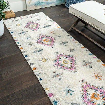 Tapis à poils long Lola à motif de diamants - 2 pi 7 po x 8 pi