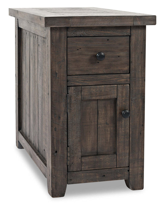 Madison 16 Rustic Chairside Table with Storage - Grey Brown Wood|Table de fauteuil rustique Madison de 16 po avec rangement - bois brun-gris