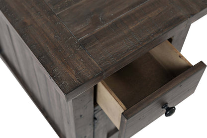 Madison 16 Rustic Chairside Table with Storage - Grey Brown Wood|Table de fauteuil rustique Madison de 16 po avec rangement - bois brun-gris