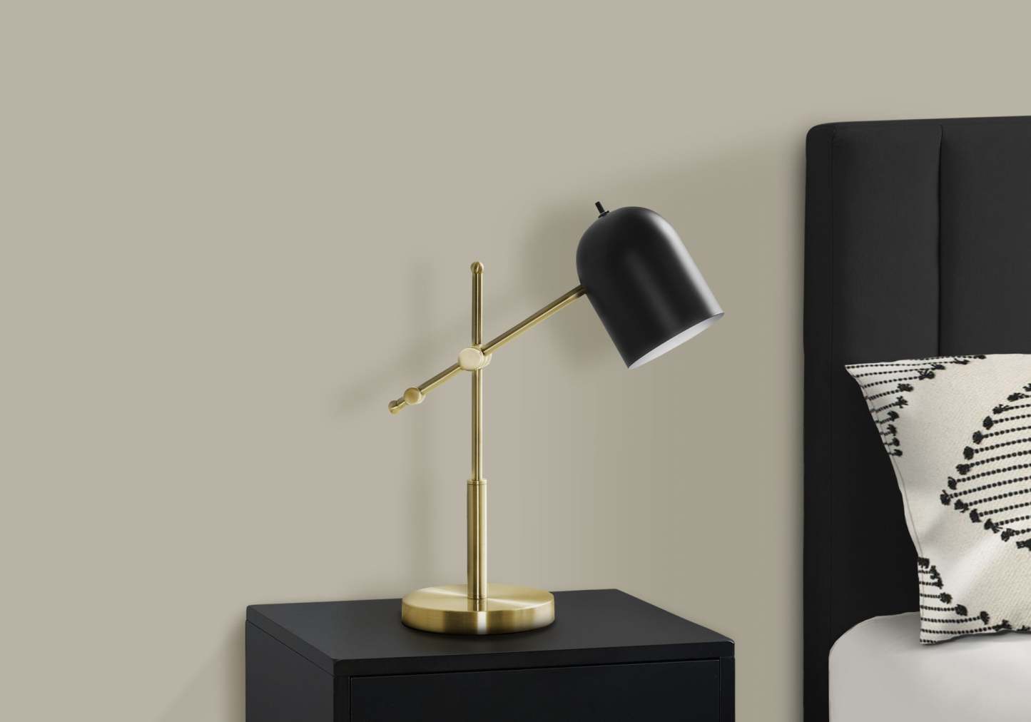 18 Brass Metal Desk Task Table Lamp|Lampe de bureau ou de table en métal laiton de 18 po