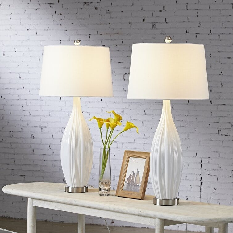 Ensemble de 2 lampes de table standard en porcelaine blanche (31)