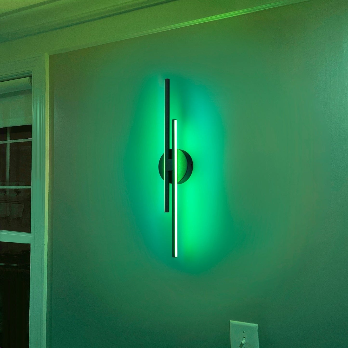 Applique murale minimaliste en métal linéaire à LED dimmable à 2 lumières