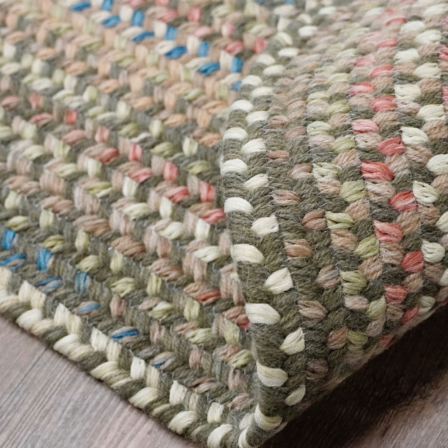 Tapis en laine multicolore tressé New England de Colonial Mills