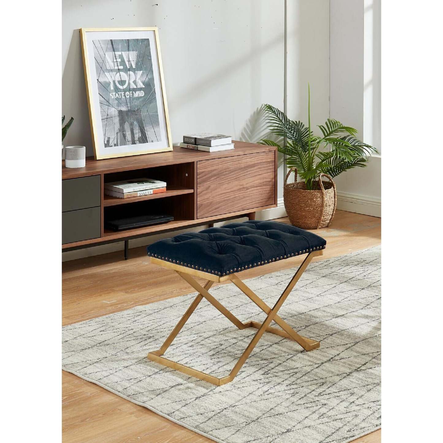 Pouf Impérial Capitonné avec Base Dorée Bancs Noirs|Pouf Impérial capitonné noir avec base dorée