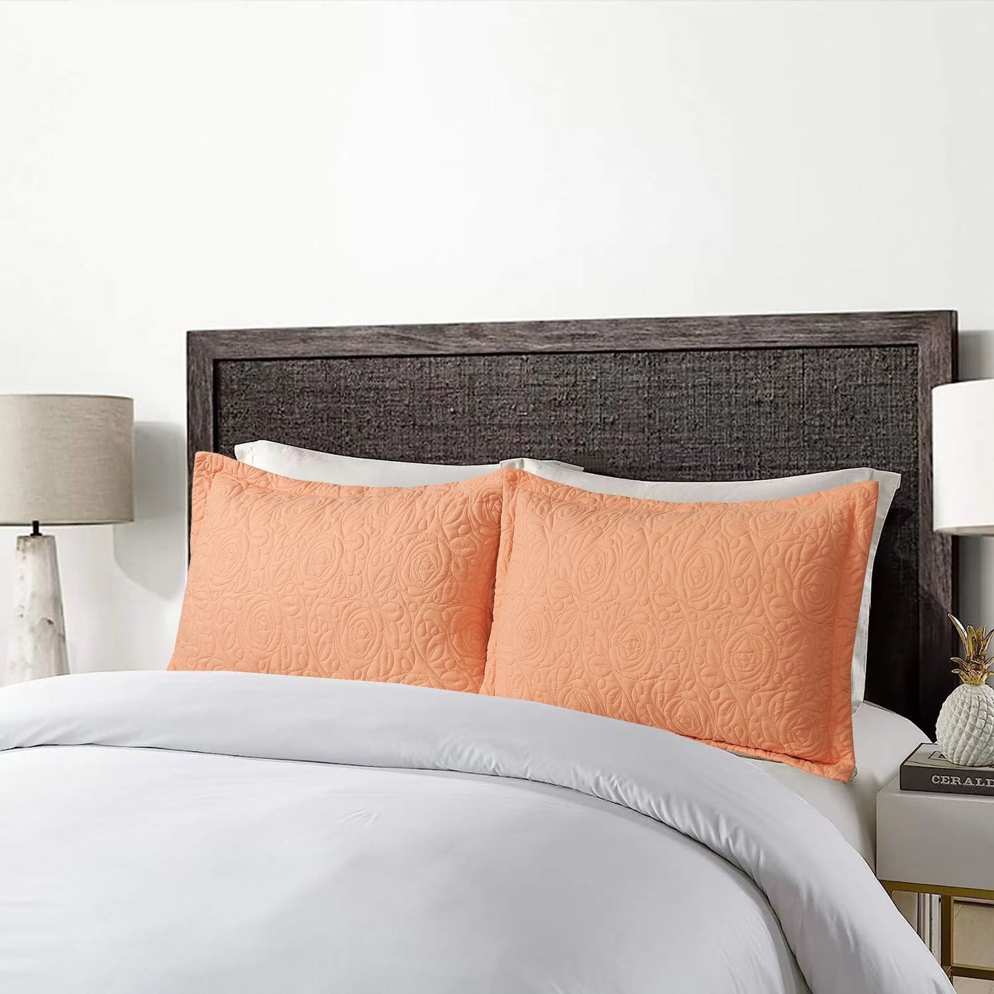 Taie d'oreiller brodée Porch &amp; Den Manor (lot de 2)