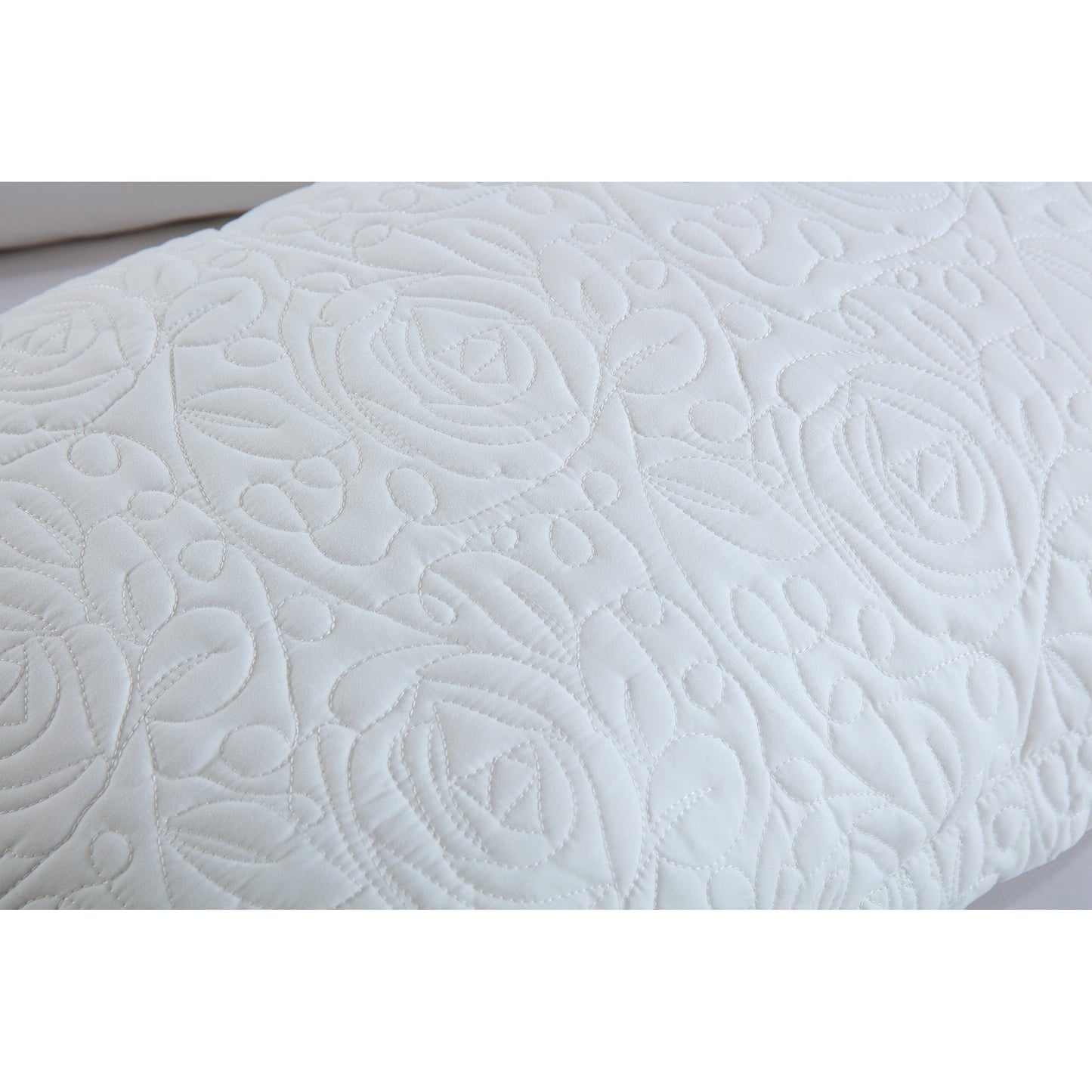 Taie d'oreiller brodée Porch &amp; Den Manor (lot de 2)