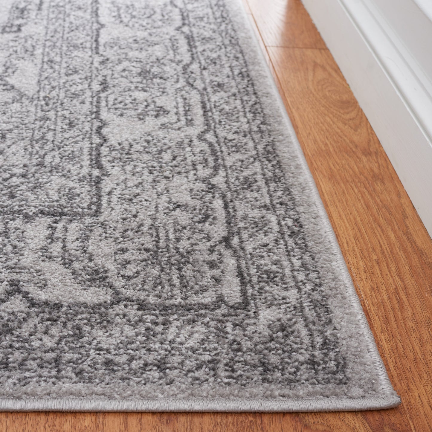 Tapis SAFAVIEH Adirondack Sian rustique à médaillon oriental