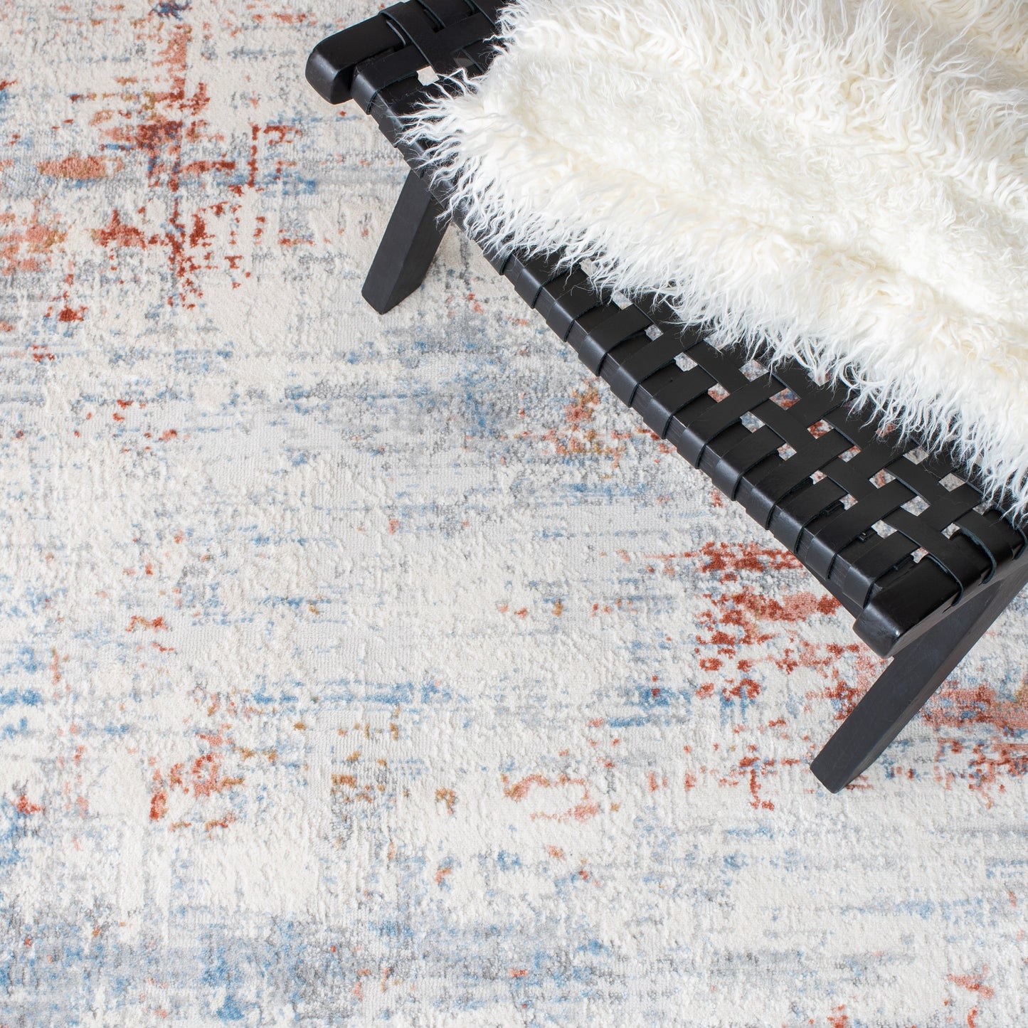 Tapis abstrait moderne SAFAVIEH Amelia Sanita