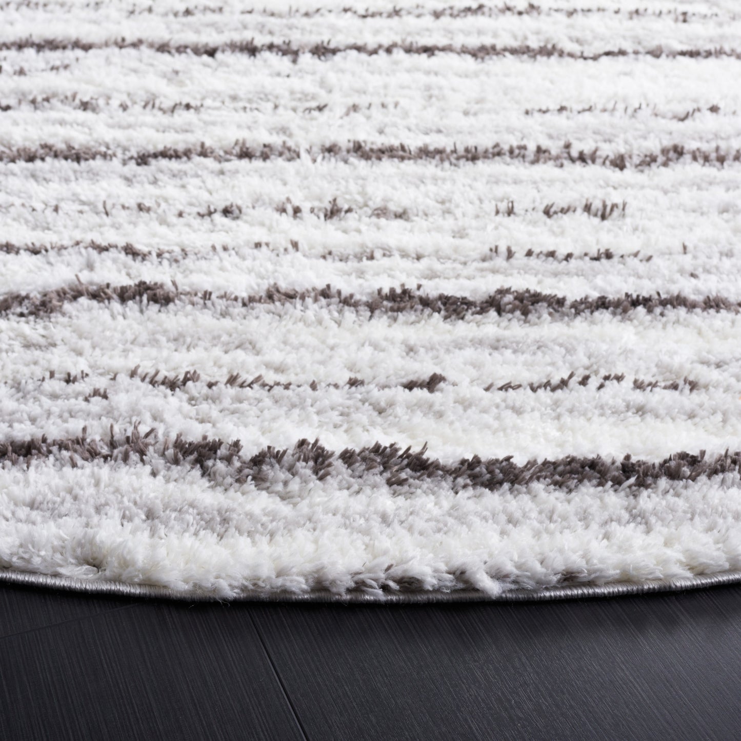 Tapis berbère SafiVieh à poils longs Sahire