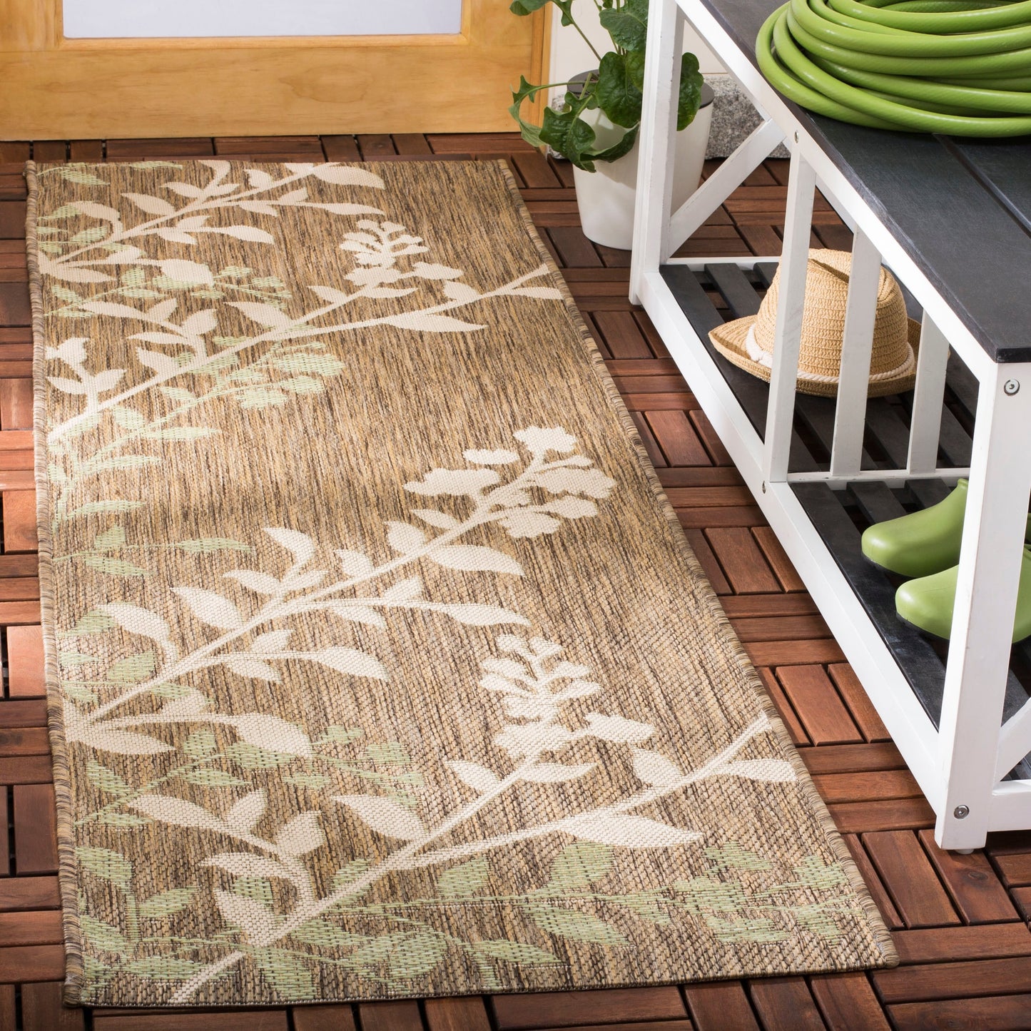 Tapis de jardin SAFAVIEH Courtyard Luann Botanical imperméable pour intérieur/extérieur, terrasse ou jardin