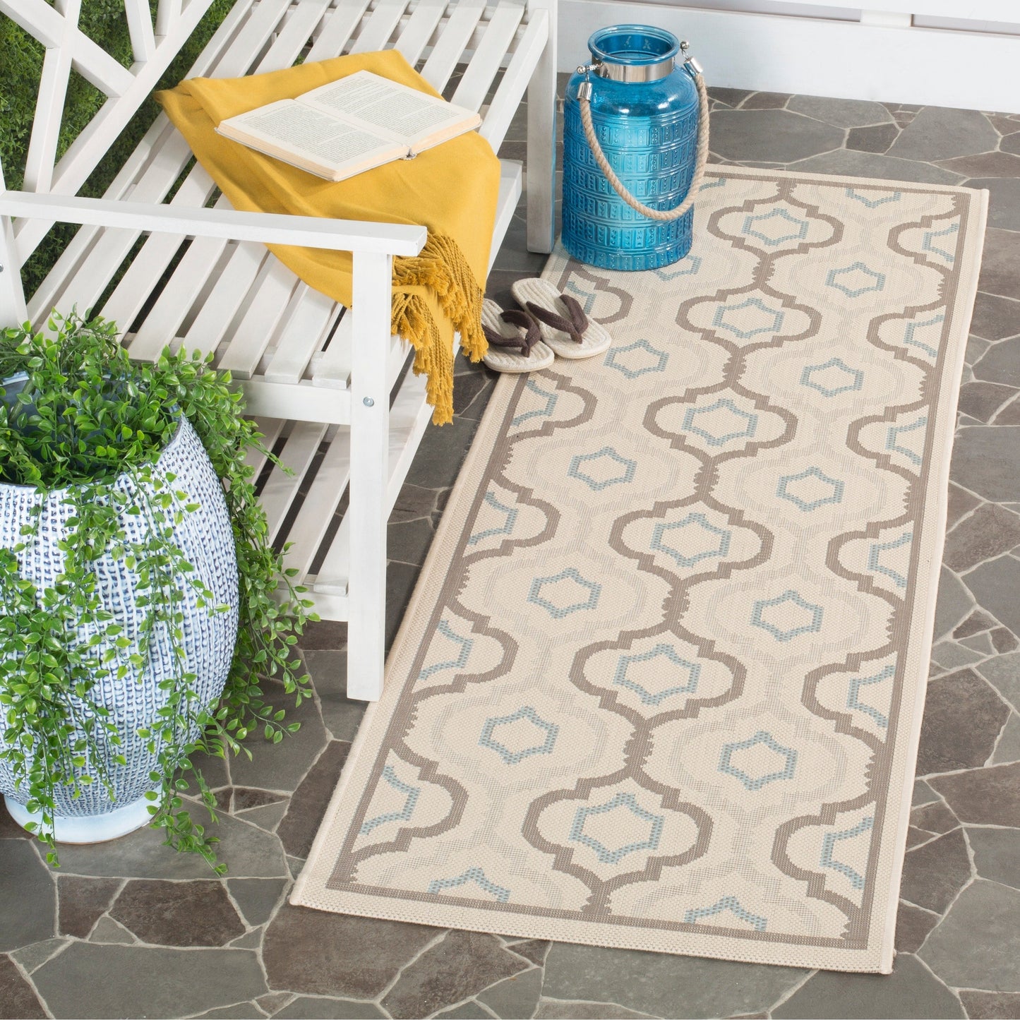 Tapis de jardin imperméable SAFAVIEH Courtyard Oyvor pour intérieur/extérieur
