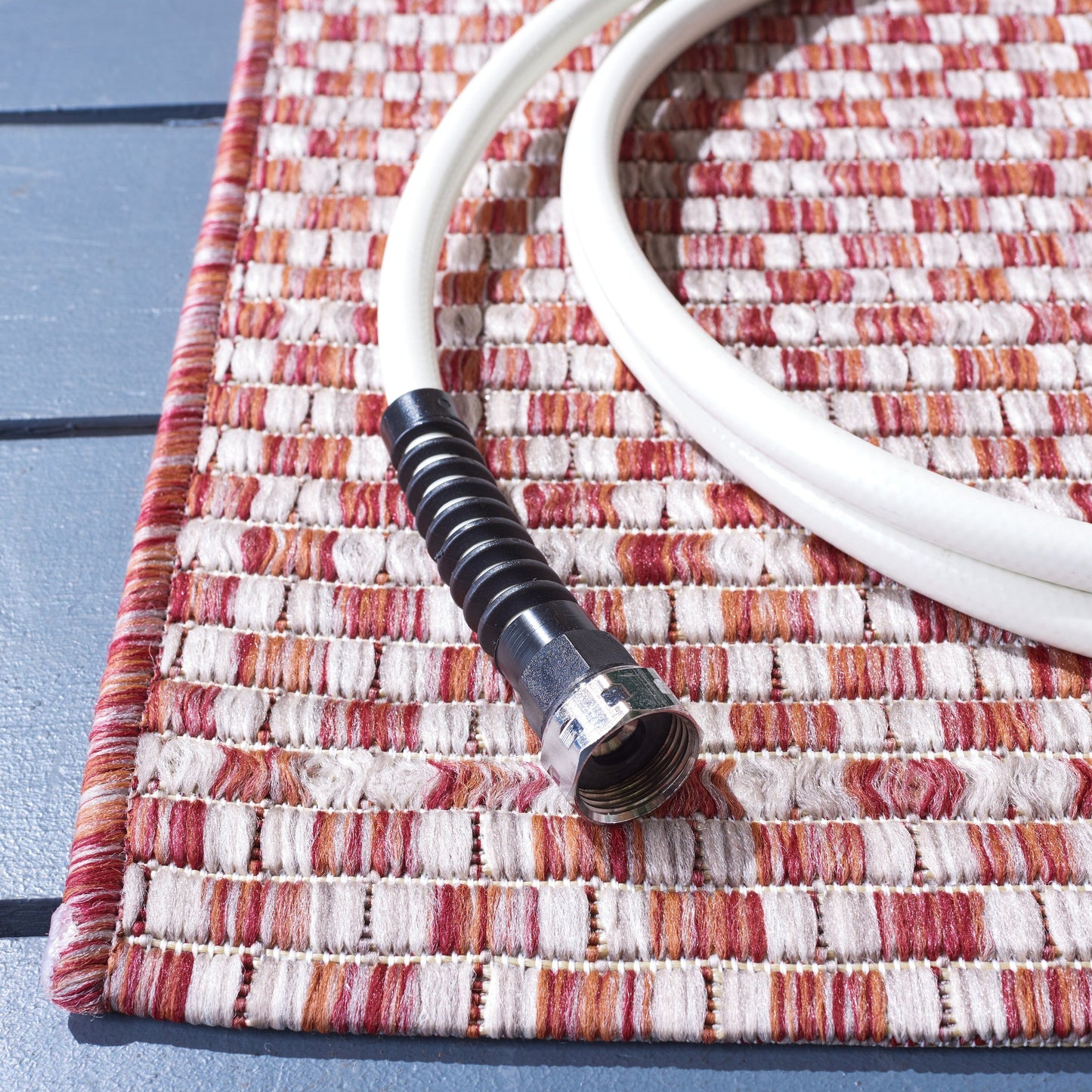 Tapis de jardin imperméable SAFAVIEH Courtyard Ragini pour intérieur/extérieur